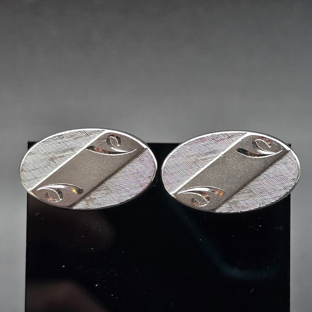 Swank Silver Tone Oval Cuff Links Brushed Etched Vintage Men's